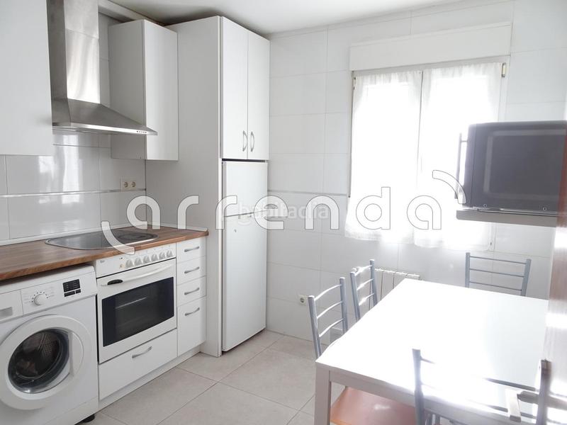Foto de8a5a94-a1dd-44eb-8b03-8d08c2e8f9e3. Miete etagenwohnung mit heizung in Los Castros Santander