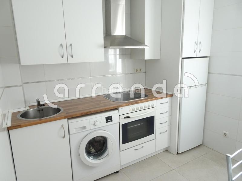 Foto b85096d3-55e3-43ed-9aa6-dae6157027c7. Rent flat with heating in Los Castros Santander
