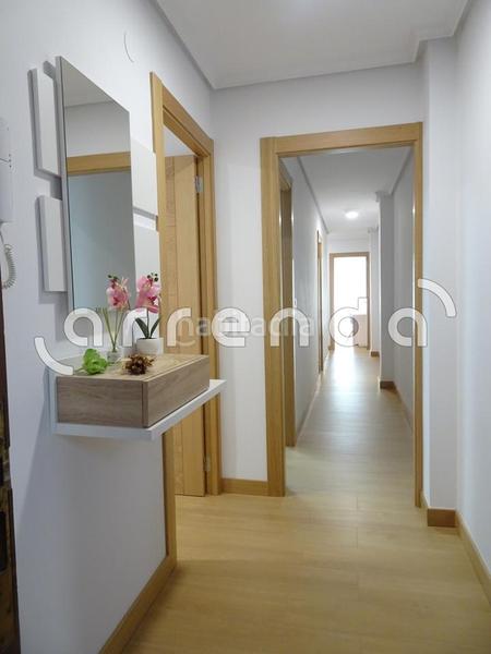 Foto 55dfa5d8-200d-4f5a-89ea-8b6c3748109a. Affitto appartamento con riscaldamento in Cuatro Caminos Santander