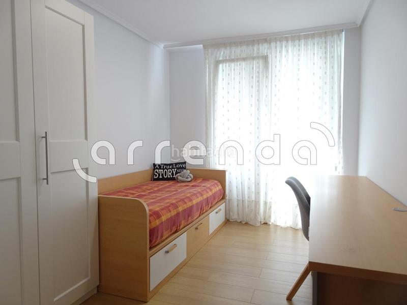 Foto 193c2d5d-4858-429a-8a56-ed7231cc21a5. Location appartement avec chauffage dans Cuatro Caminos Santander