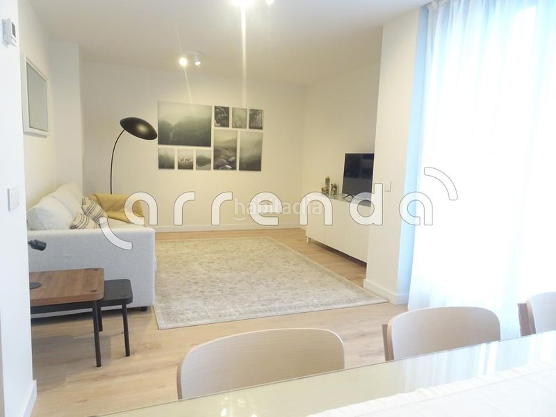 Foto 2cd1ff0a-8588-4e07-ba1e-767f8f3004b1. Rent flat with heating in Monte Santander