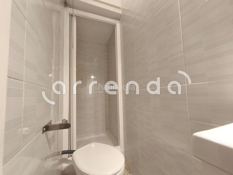 Foto 76f76f7e-f3b9-404c-9b48-560a8e027854. Planta baixa a Delicias Madrid