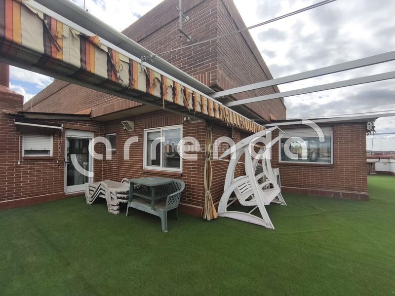 Foto ce9e21a2-0cfb-41a2-b381-ee6e547d6939. Penthouse in Legazpi Madrid