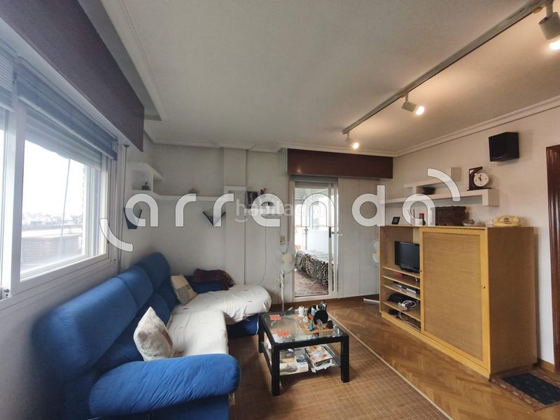 Foto f4dc485a-8fca-4139-a165-eb3a8d1bfbe6. Penthouse in Legazpi Madrid