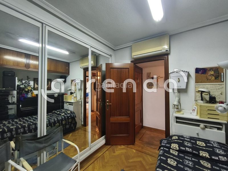 Foto fc83b8d8-852a-42ac-90bc-467c6da01c1c. Penthouse in Legazpi Madrid