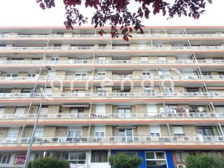 Miete Etagenwohnung  De altamira
