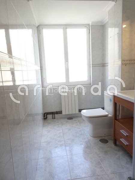Foto 8ffd0d17-f0ca-4559-8577-59da345d758f. Lloguer pis amb calefacció a Centro - Ayuntamiento Santander