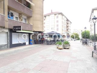 Rent Business premise  Avenida menéndez pelayo