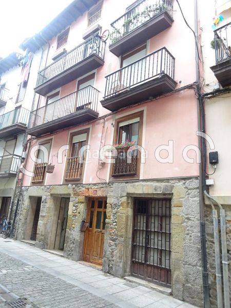 Foto 30b5feac-18b5-4177-b878-0bf4a8490a05. Rent flat with heating in Centro Laredo