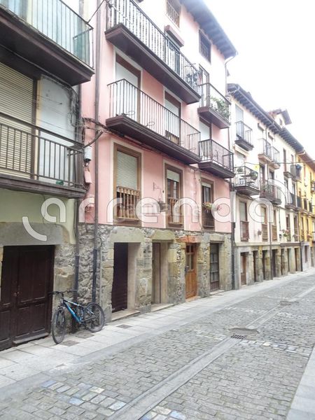 Foto c3714a2b-c0c4-418d-98ce-8af8050ce2af. Rent flat with heating in Centro Laredo