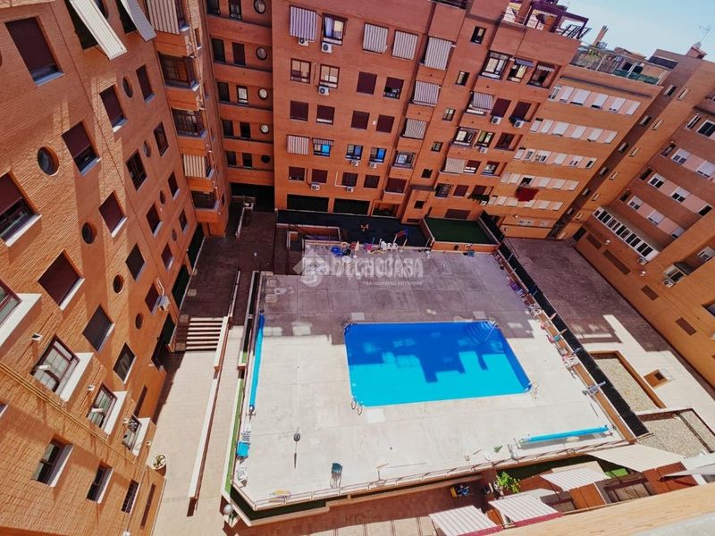 Foto b665e0fe-684c-4ab3-9c61-0d2d040be277. Àtic amb calefacció a Parque Inlasa Parla