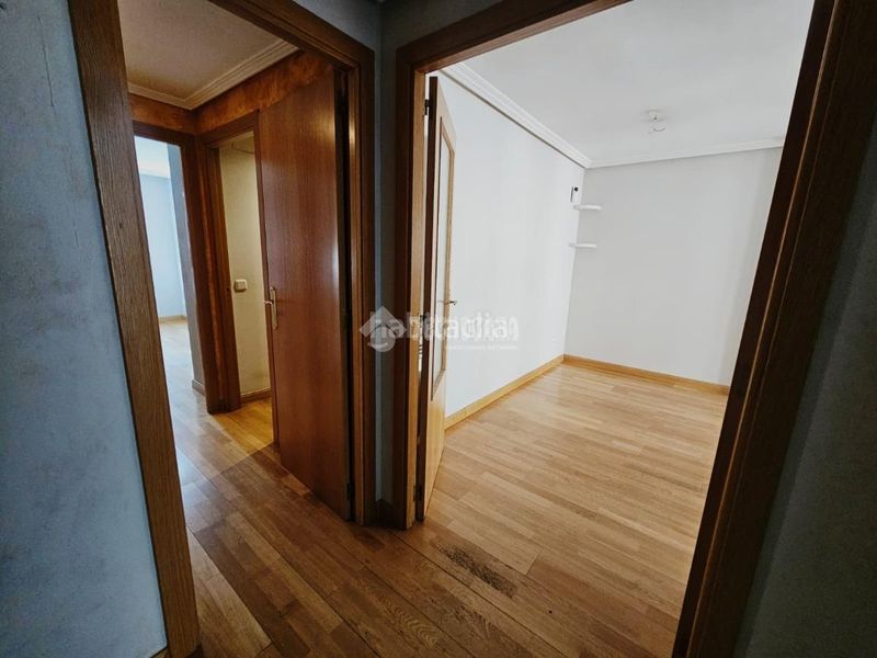 Foto f124c5a9-fdb0-4d01-80b4-e9fbe6c3eb66. Pis a El Nido-Fuentes Parla
