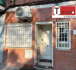 Local Comercial en Calle del Estroncio