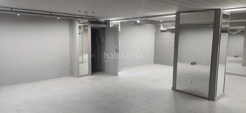 Foto 57a5fb30-e885-4289-9edb-458668e38b88. Alquiler local comercial en carrer del roser 10 local comercial molt cèntric en Reus