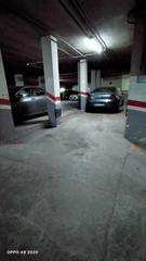 Aparcament cotxe a Carrer de ramon j. sender 13. Plaza de parking en centro de reus
