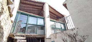 Casa  Carrer prades. Casa rural en venta la febro