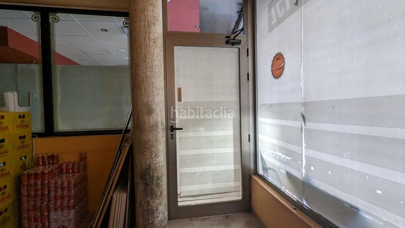 Foto 2e8fade3-ab8d-4878-a263-1494843fe615. Locale commerciale in Llevant Reus