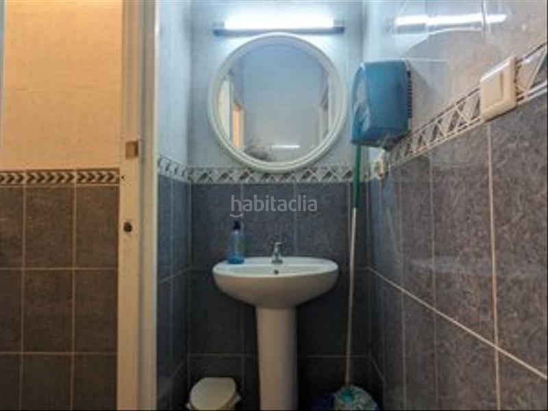 Foto 43919f11-cbe6-4e44-84c6-ce7177724057. Business premise with heating in Llevant Reus