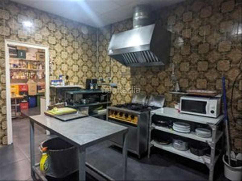 Foto 44afafda-fc13-4146-80ed-8634c02ffa20. Business premise with heating in Llevant Reus