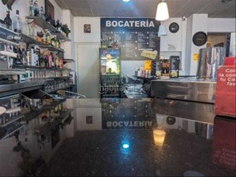 Foto 8c350bc7-da2f-4295-bf8d-0ad66695fbd0. Business premise with heating in Llevant Reus