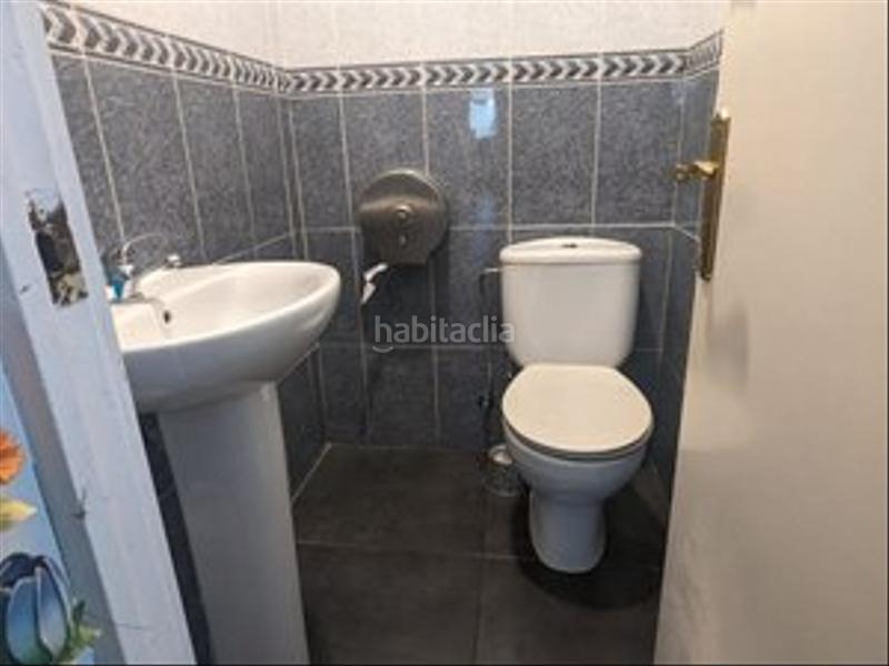 Foto b53ff243-5480-4ecf-adc3-38f1e65fe665. Business premise with heating in Llevant Reus