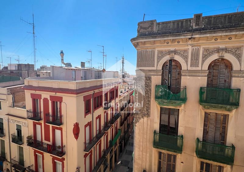 Foto a012f473-4679-4f86-ae0d-1adf035b7a2e. Dúplex a Centre Reus