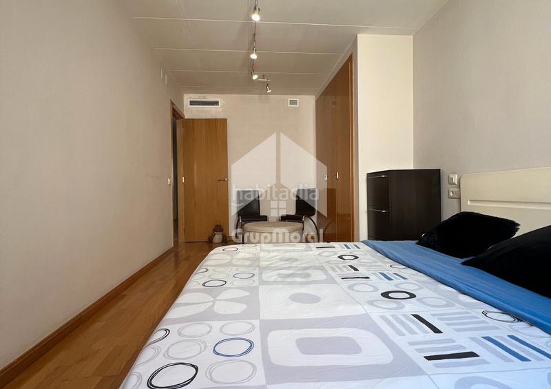 Foto b8483989-0a80-45e3-b7aa-af971c1115b2. Dúplex a Centre Reus