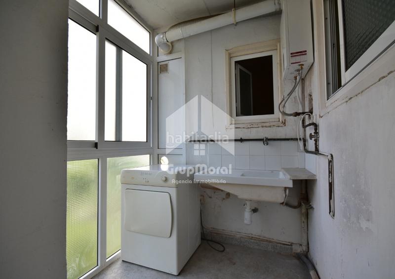 Foto 2f4b3efd-b617-4f90-b214-afd8ce725b8e. Piso  en venta carrer general moragues 101 en Reus