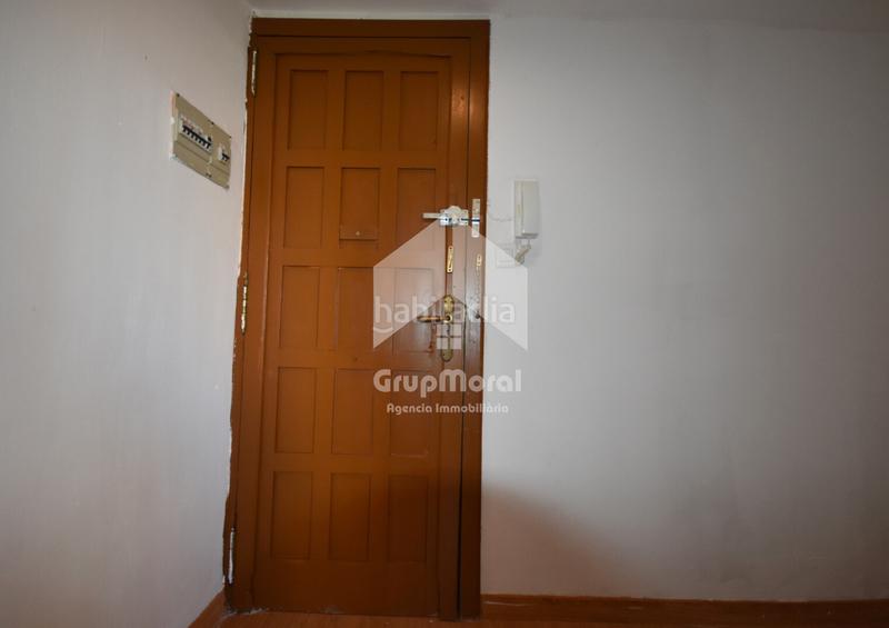 Foto a7faeb92-ff85-44d4-aeff-433790c925db. Piso  en venta carrer general moragues 101 en Reus
