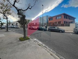 Nau industrial  Carrer de cornudella del montsant. Nave en venta en calle de cornudella del montsant 29, ponent, re