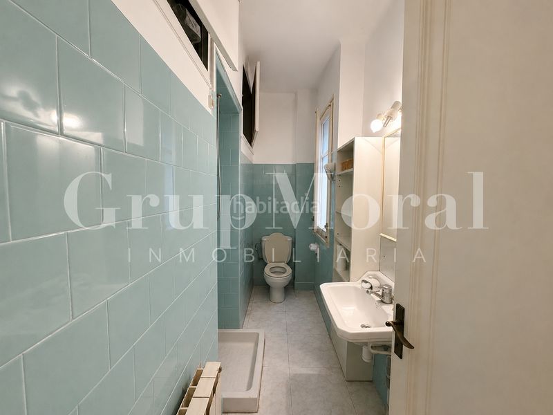 Foto e0cda36b-cbec-4fa8-a015-76a1622ef365. Pis amb xemeneia calefacció a Centre Reus