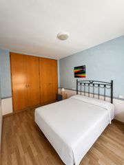 Affitto Appartamento  Carrer de sant carles i sant josep. Acogedor piso de 1 habitación en alquiler temporal – listo para
