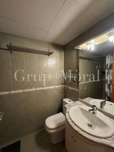 Foto eb9efd8d-9e67-4e9f-9575-348393cd2bc9. Pis amb calefacció aparcament a Llevant Reus