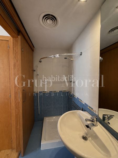 Foto f6f826b9-63b4-461a-a927-b8ecf0c37213. Pis amb calefacció aparcament a Llevant Reus