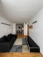 Appartement  Carrer del camí de tarragona. Piso luminoso de 2 habitaciones con parking