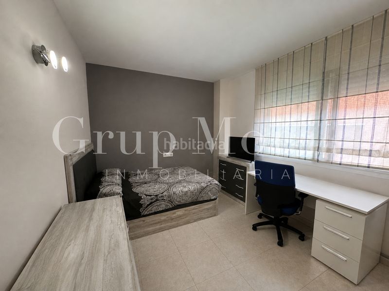 Foto b0c1bc3c-a297-4aff-8457-5e4a91a2601a. Pis amb calefacció aparcament a Llevant Reus