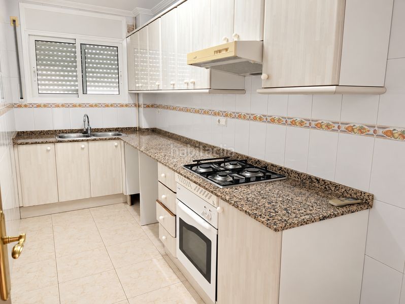 Foto fad81906-de32-4d1a-9433-9ab0ab5f8459. Rent flat in carrer de josep maria prous i vila 1 in Reus