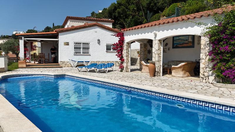 Foto 5e7e43ad-7af6-409c-b82f-3d6d68519cee. Chalet with heating parking pool in Cabanyes-Mas Ambrós-Mas Pallí Calonge