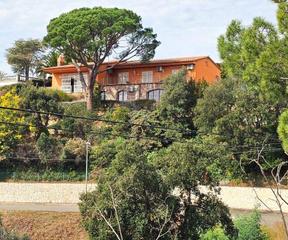 Casa en Mas Pere-Río de Oro. Espaciosa casa familiar con encanto a las afueras de calonge