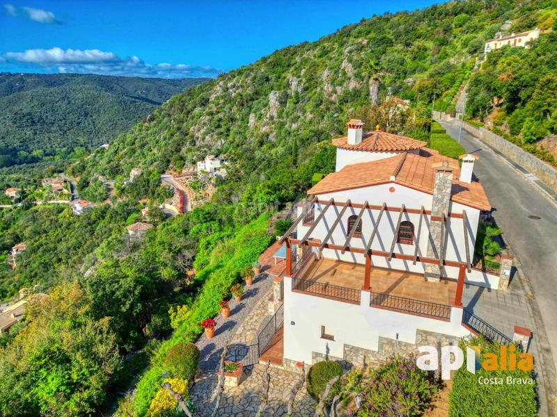 Foto a71f9b2c-de47-4ea5-969e-535bf83fbc4d. Chalet con riscaldamento parcheggio piscina in Cabanyes-Mas Ambrós-Mas Pallí Calonge