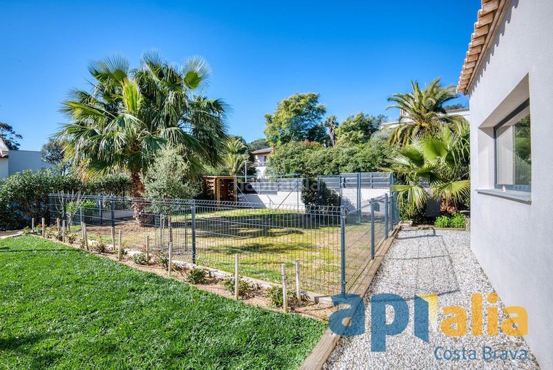 Foto a2ee7dea-a396-4afa-82a1-007762ba2ba5. Casa amb calefacció aparcament piscina a Urbanitzacions Platja d´Aro