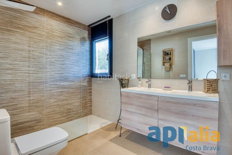 Foto a96f72ff-8fa4-4432-9957-cd92bebba9ed. Casa amb calefacció aparcament piscina a Urbanitzacions Platja d´Aro