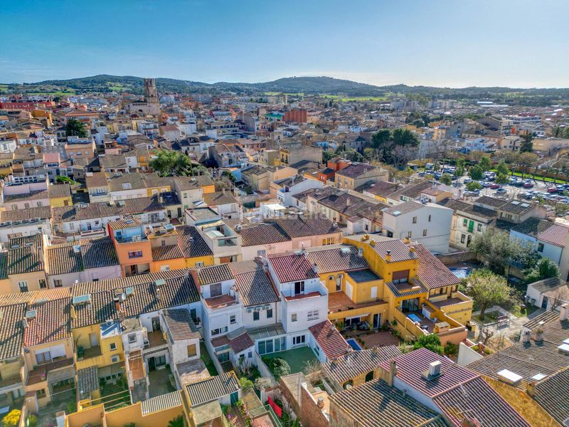 Foto 34e8a6b3-c6d9-49cb-9d36-dbaaa3f3ee19. Casa adossada amb calefacció a Centre Palafrugell