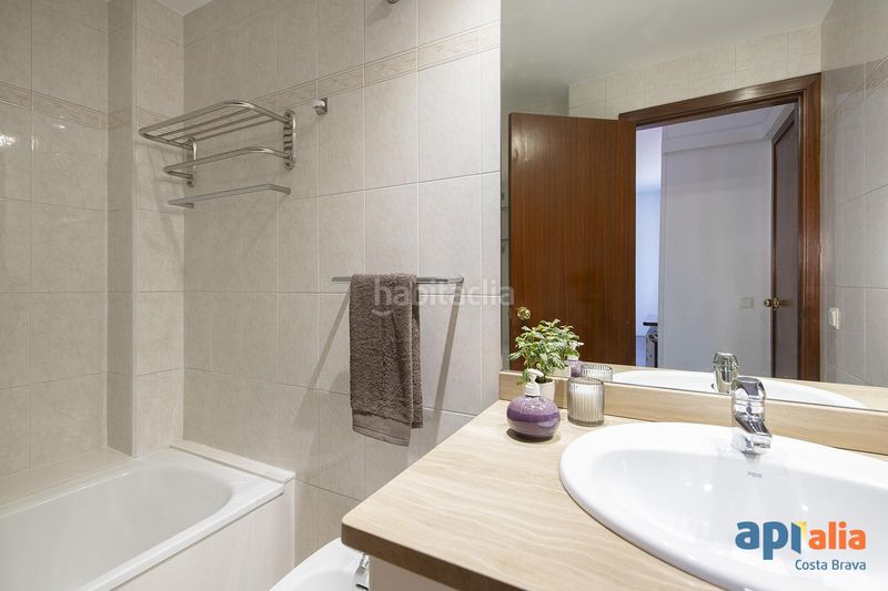 Foto 92ac1c07-cb09-4c48-b0ee-ad46630d7465. Apartament amb calefacció a La Devesa Girona