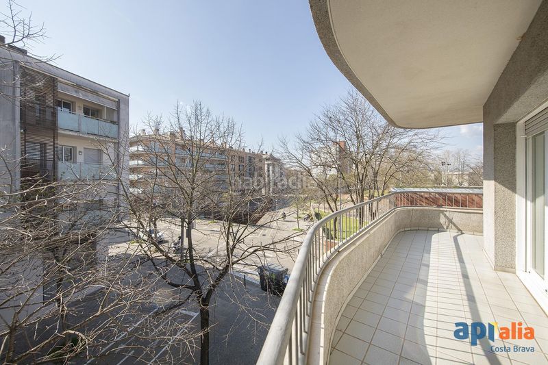 Foto a28de95c-114e-43d6-add3-e4a52a387f5b. Apartament amb calefacció a La Devesa Girona