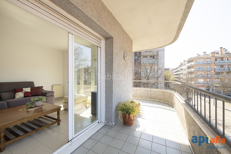Foto ef6bf0c4-cfa2-441d-91ce-2ecf12c3adaa. Apartament amb calefacció a La Devesa Girona