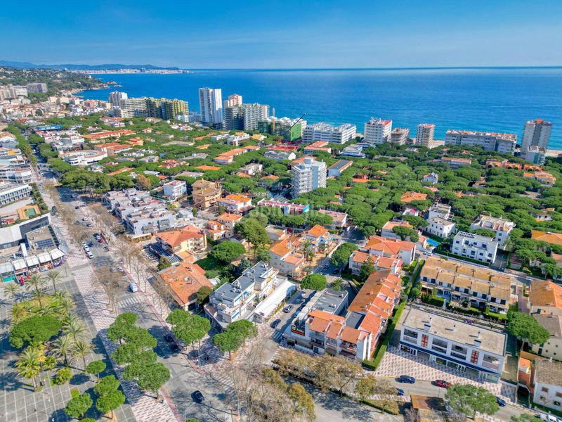 Foto d6ed3866-b3e2-494e-b064-bbf540d877ee. Dachwohnung mit heizung in Centre-Platja Platja d´Aro