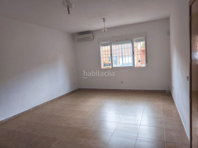 Foto 40ba3659-4097-42ef-a5ce-3d2d5f490896. Casa a schiera con riscaldamento parcheggio in Recas