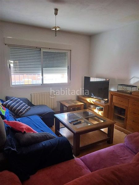 Foto 41dc4acf-c2fa-4903-85f3-eaf31cb2eb7c. Maison jumelée avec chauffage parking dans Recas