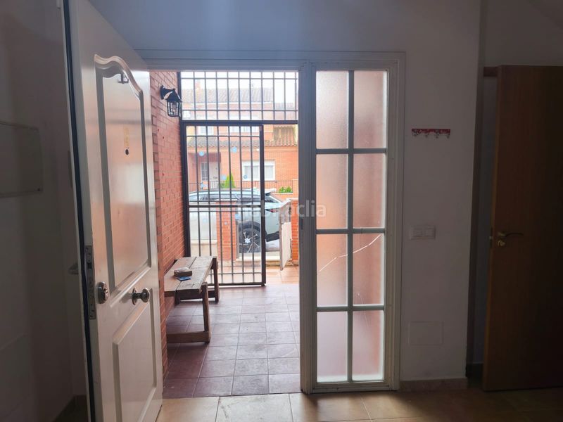 Foto d8f55689-b9c0-4394-b2a6-7cc7f0560330. Casa a schiera con riscaldamento parcheggio in Recas